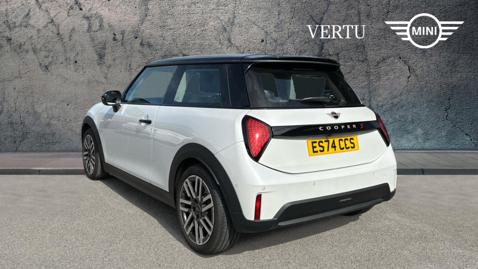 MINI Cooper 2.0 S Classic 3dr Auto Petrol Hatchback - Image 2