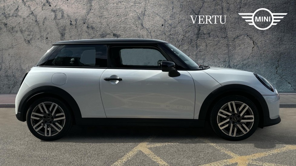 MINI Cooper 2.0 S Classic 3dr Auto Petrol Hatchback - Image 3