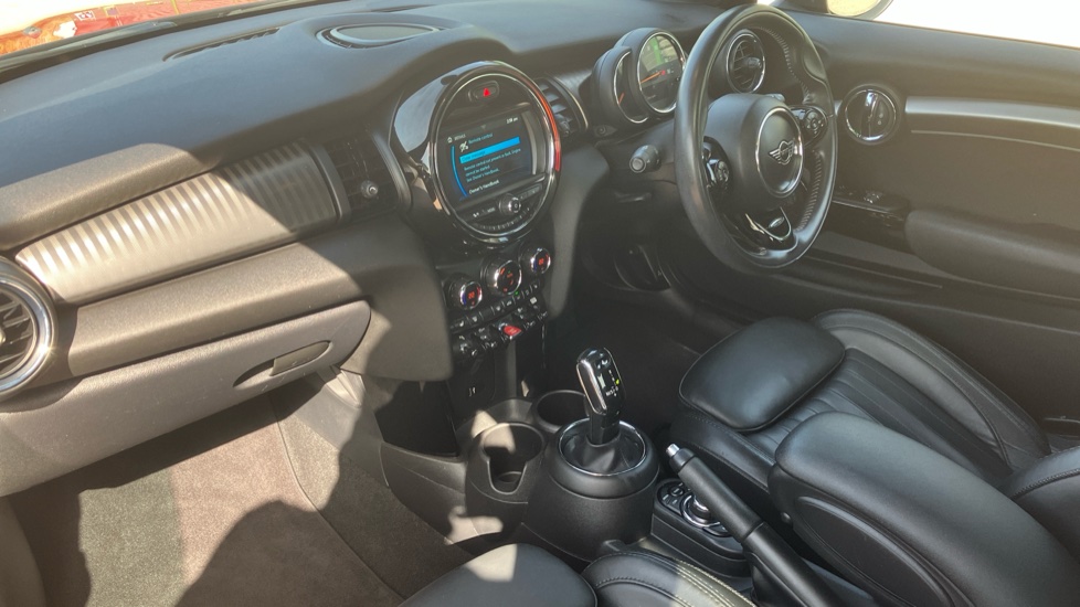 MINI Hatchback 1.5 Cooper Exclusive II 3dr Auto Petrol Hatchback - Image 7