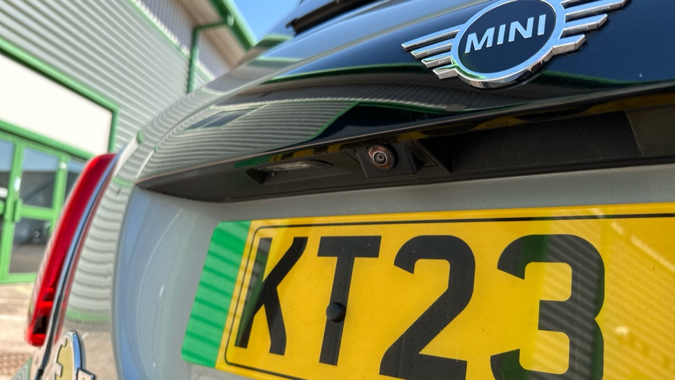 MINI Hatchback 135kW Cooper S Level 2 33kWh 3dr Auto Electric Hatchback - Image 50