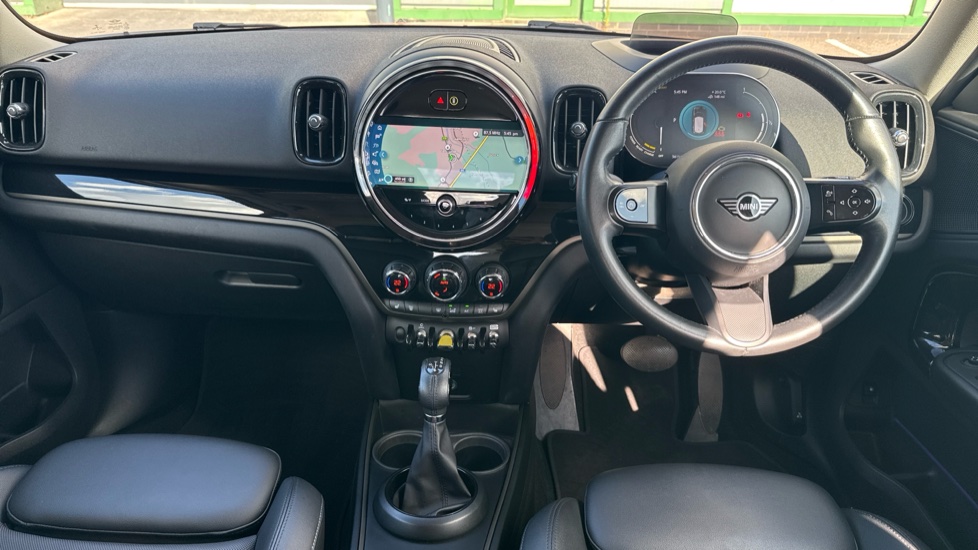 MINI Countryman 1.5 Cooper S E Classic ALL4 PHEV 5dr Auto Hatchback - Image 4