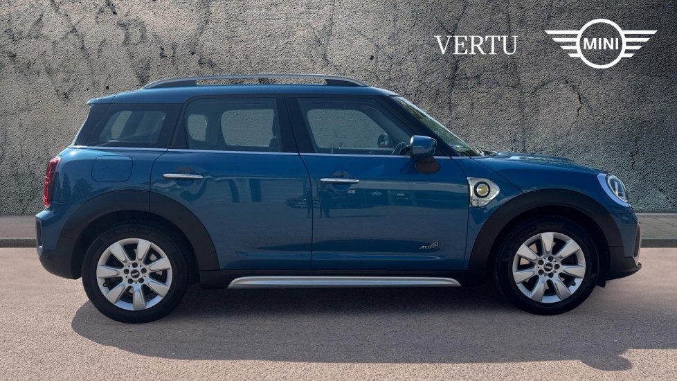 MINI Countryman 1.5 Cooper S E Classic ALL4 PHEV 5dr Auto Hatchback - Image 3
