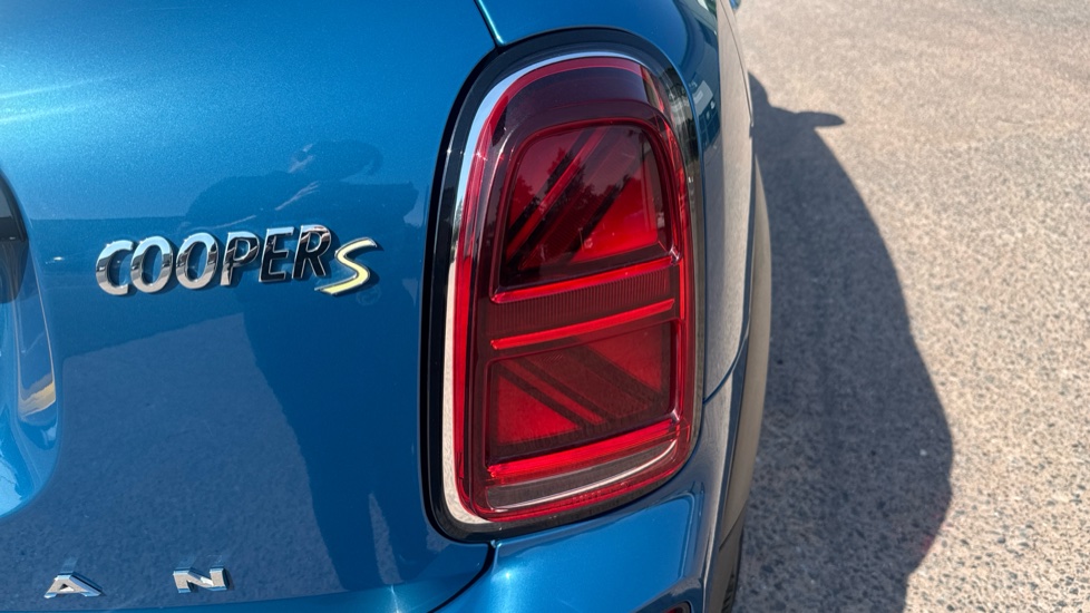 MINI Countryman 1.5 Cooper S E Classic ALL4 PHEV 5dr Auto Hatchback - Image 22