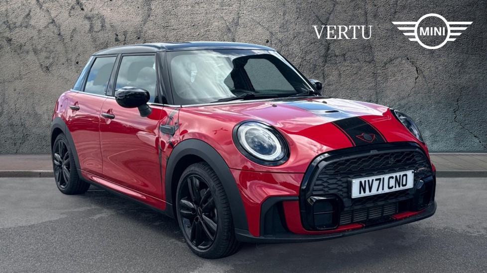 MINI Hatchback 1.5 Cooper Sport 5dr Petrol Hatchback - Image 1