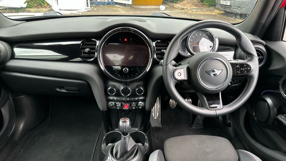 MINI Hatchback 1.5 Cooper Sport 5dr Petrol Hatchback - Image 4