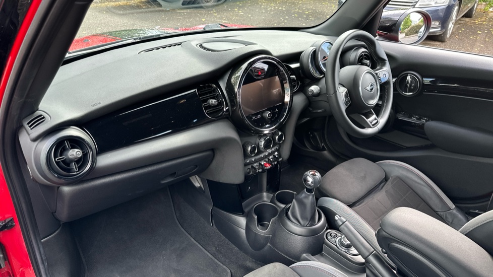 MINI Hatchback 1.5 Cooper Sport 5dr Petrol Hatchback - Image 7