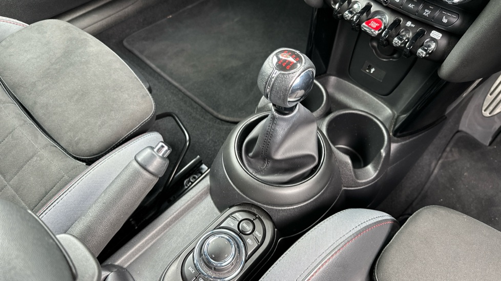 MINI Hatchback 1.5 Cooper Sport 5dr Petrol Hatchback - Image 10