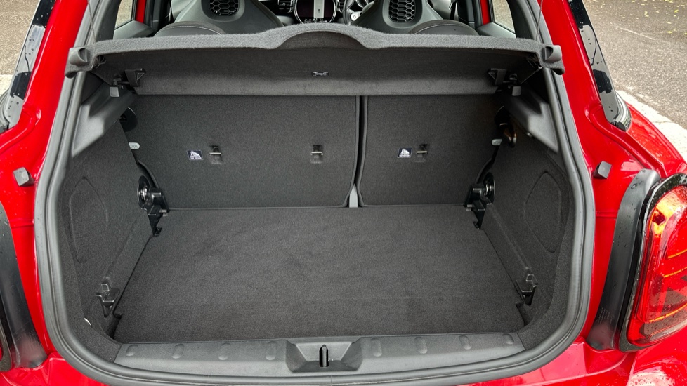 MINI Hatchback 1.5 Cooper Sport 5dr Petrol Hatchback - Image 13