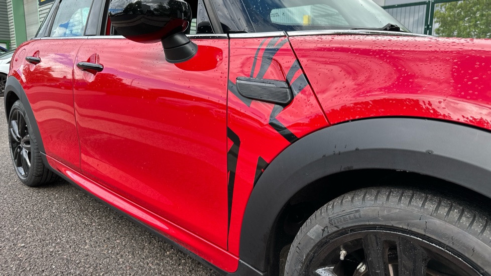 MINI Hatchback 1.5 Cooper Sport 5dr Petrol Hatchback - Image 30