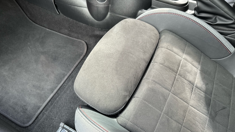 MINI Hatchback 1.5 Cooper Sport 5dr Petrol Hatchback - Image 42