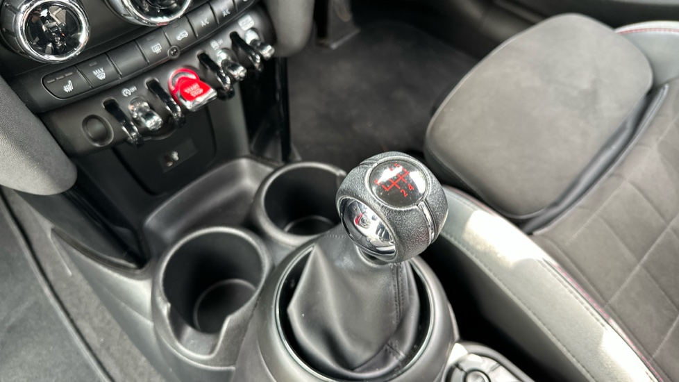 MINI Hatchback 1.5 Cooper Sport 5dr Petrol Hatchback - Image 43