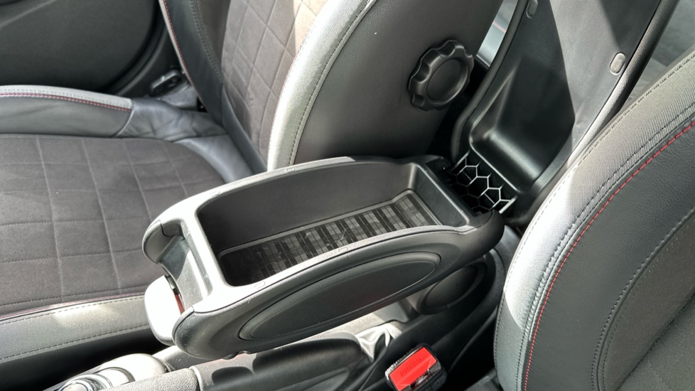 MINI Hatchback 1.5 Cooper Sport 5dr Petrol Hatchback - Image 45