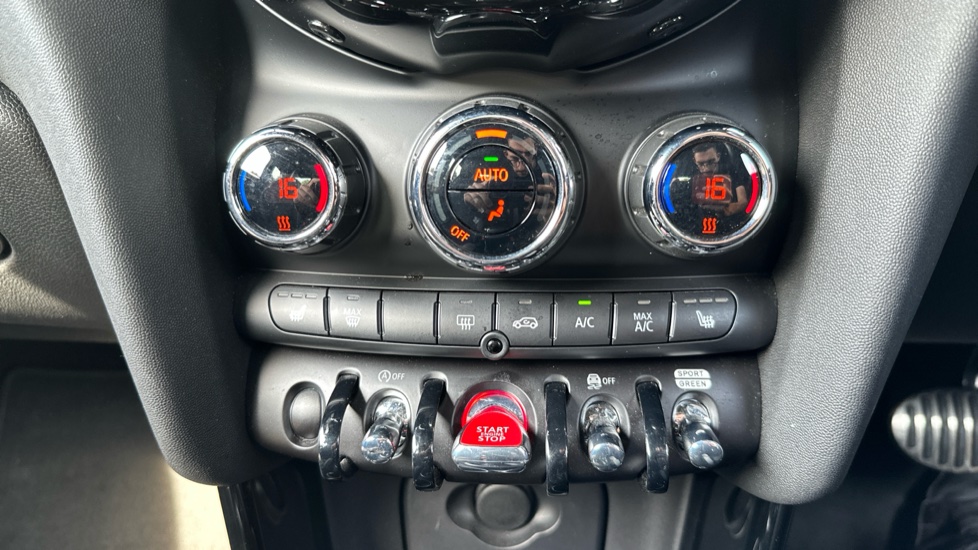 MINI Hatchback 2.0 John Cooper Works Premium 3dr Auto Petrol Hatchback - Image 52