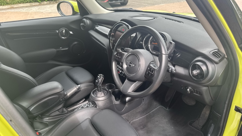 MINI Hatchback 1.5 Cooper Classic 5dr Auto Petrol Hatchback - Image 6