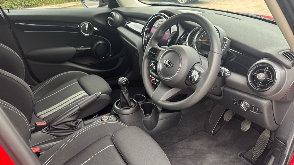 MINI Hatchback 2.0 Cooper S Classic 5dr Petrol Hatchback - Image 6