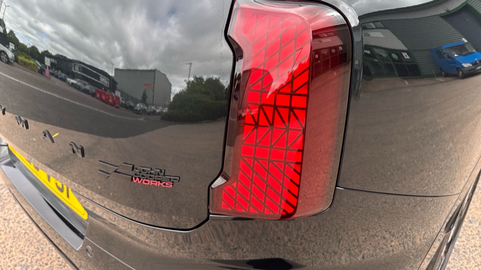 MINI Countryman 2.0 John Cooper Works ALL4 [Level 3] 5dr Auto Petrol Hatchback - Image 22