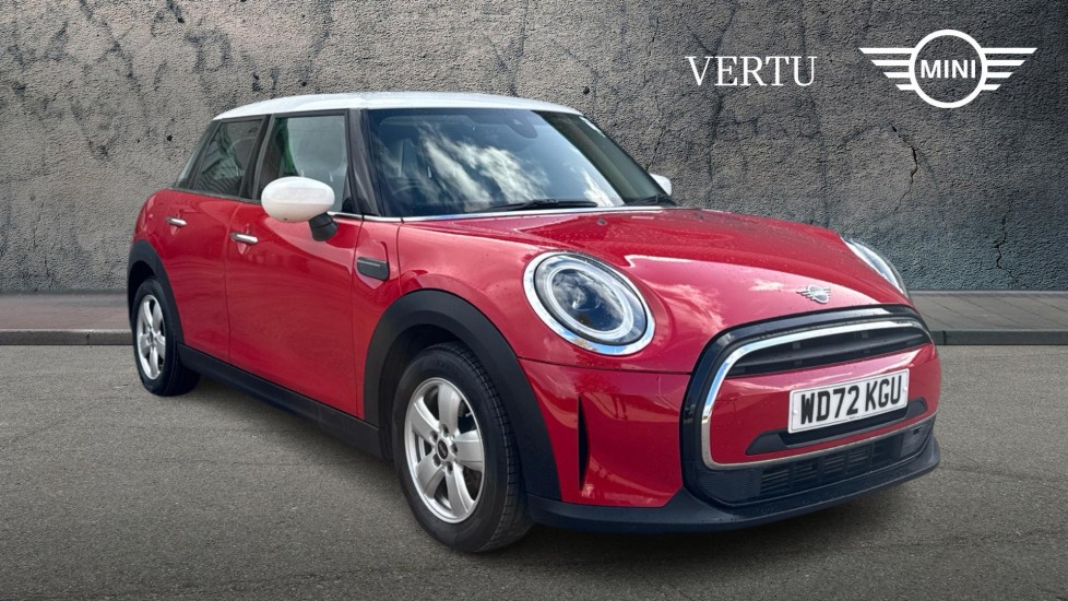 MINI Hatchback 1.5 Cooper Classic 5dr Auto Petrol Hatchback - Image 1
