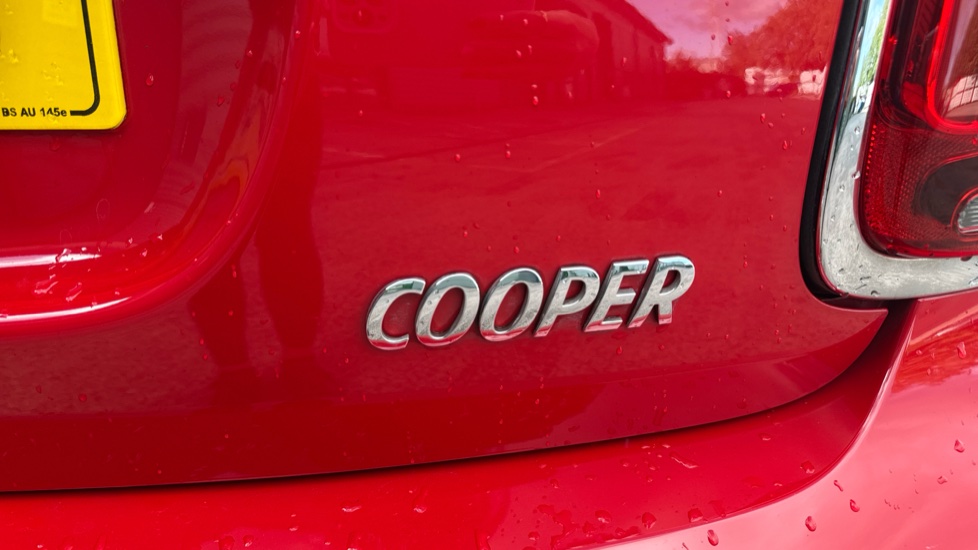 MINI Hatchback 1.5 Cooper Classic 5dr Auto Petrol Hatchback - Image 27