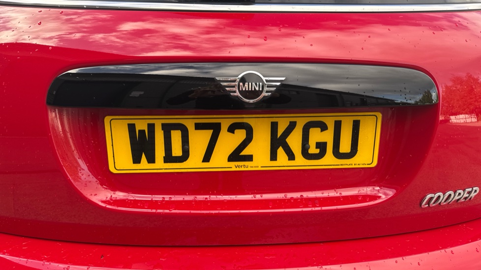 MINI Hatchback 1.5 Cooper Classic 5dr Auto Petrol Hatchback - Image 28