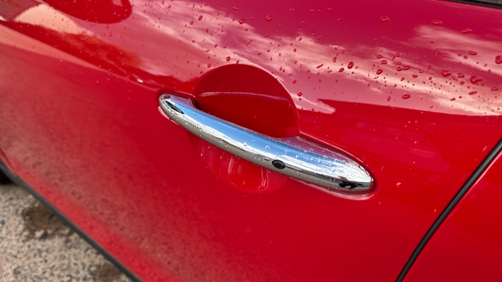 MINI Hatchback 1.5 Cooper Classic 5dr Auto Petrol Hatchback - Image 32