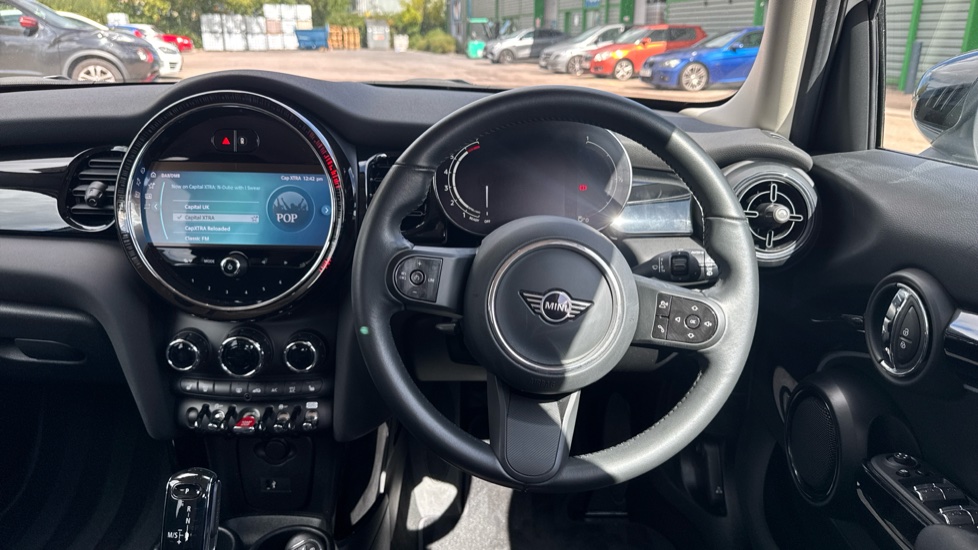 MINI Hatchback 1.5 Cooper Classic Premium 5dr Auto Petrol Hatchback - Image 5