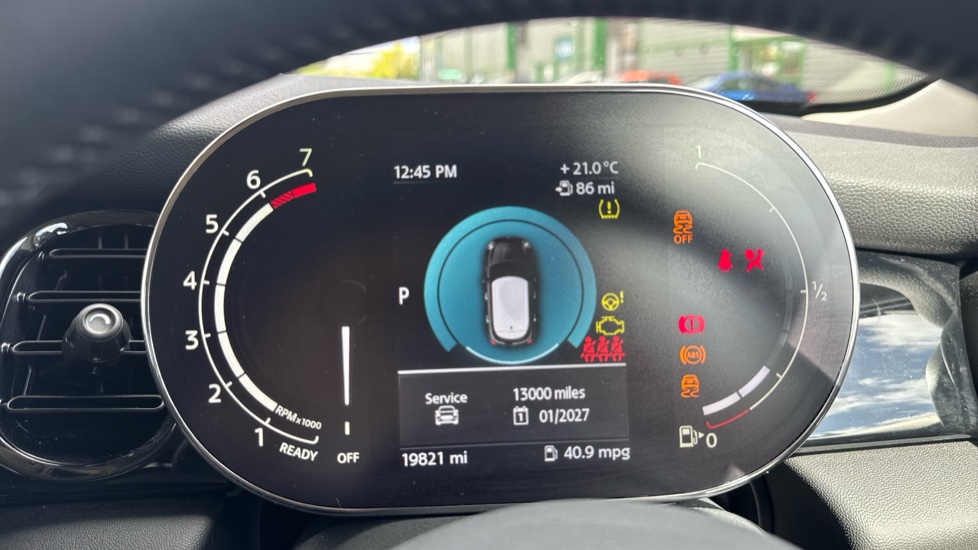 MINI Hatchback 1.5 Cooper Classic Premium 5dr Auto Petrol Hatchback - Image 9