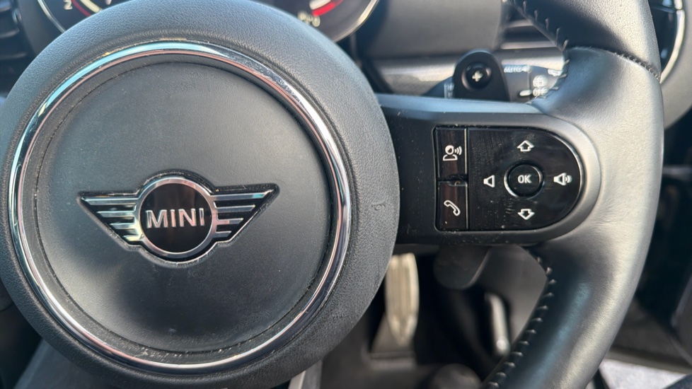 MINI Clubman 2.0 Cooper S Sport 6dr Auto Petrol Estate - Image 18
