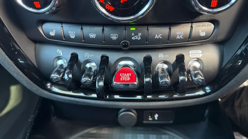 MINI Clubman 2.0 Cooper S Sport 6dr Auto Petrol Estate - Image 31