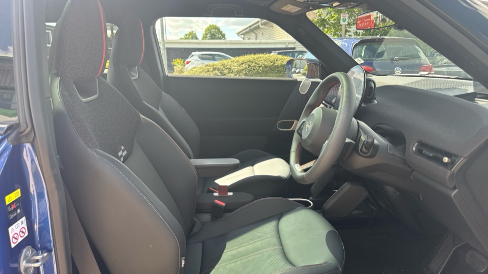 MINI Cooper 135kW E Sport [Level 2] 41kWh 3dr Auto Electric Hatchback - Image 11