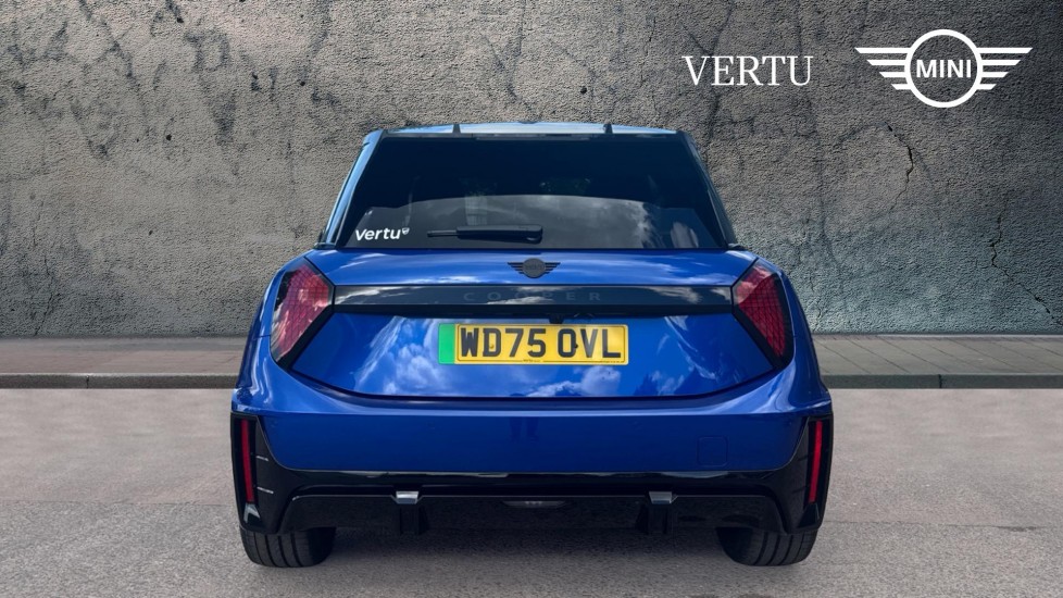 MINI Cooper 135kW E Sport [Level 2] 41kWh 3dr Auto Electric Hatchback - Image 15