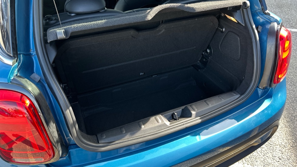 MINI Hatchback 1.5 Cooper Exclusive 3dr Auto Petrol Hatchback - Image 49