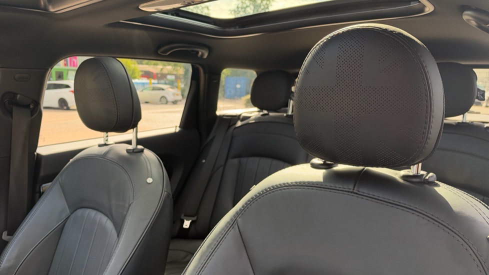 MINI Clubman 2.0 [178] Cooper S Exclusive Premium Plus 6dr Auto Petrol Estate - Image 42