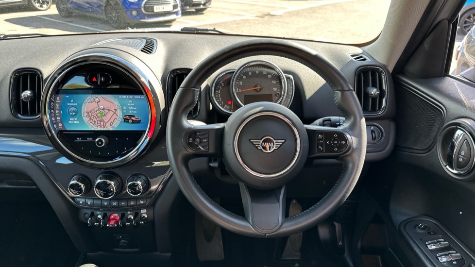 MINI Countryman 1.5 Cooper Classic 5dr Auto Petrol Hatchback - Image 5