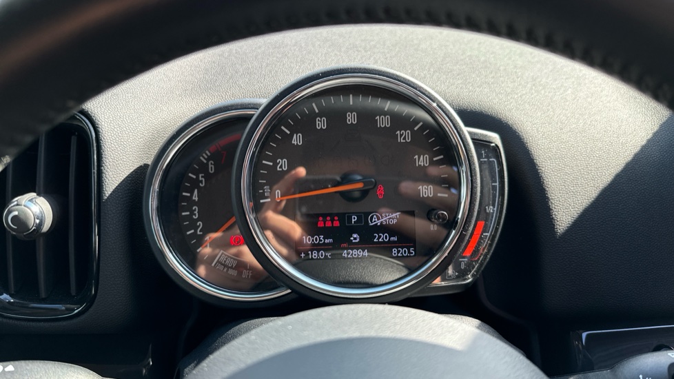 MINI Countryman 1.5 Cooper Classic 5dr Auto Petrol Hatchback - Image 9