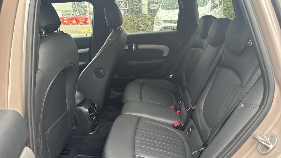 MINI Hatchback 2.0 Cooper S Exclusive 5dr Petrol Hatchback - Image 12