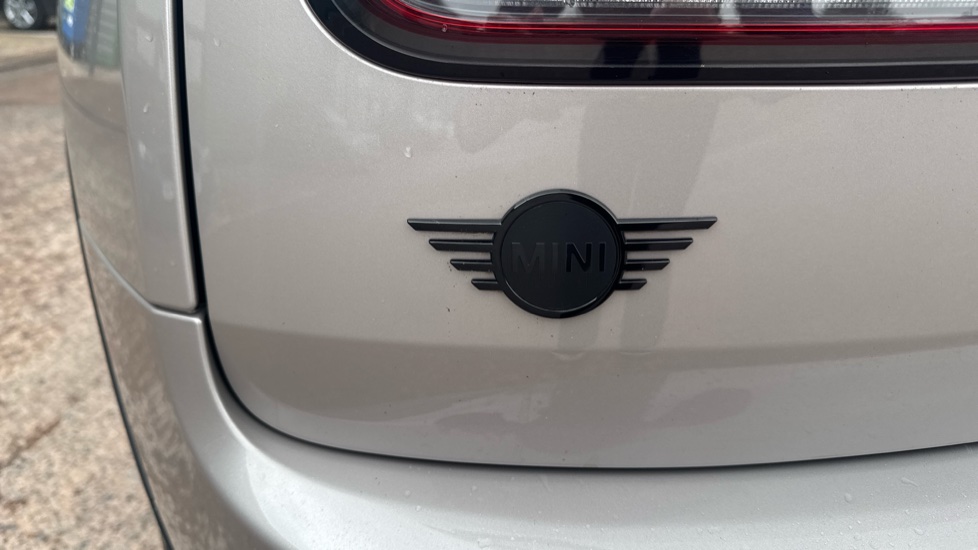 MINI Hatchback 2.0 Cooper S Exclusive 5dr Petrol Hatchback - Image 32