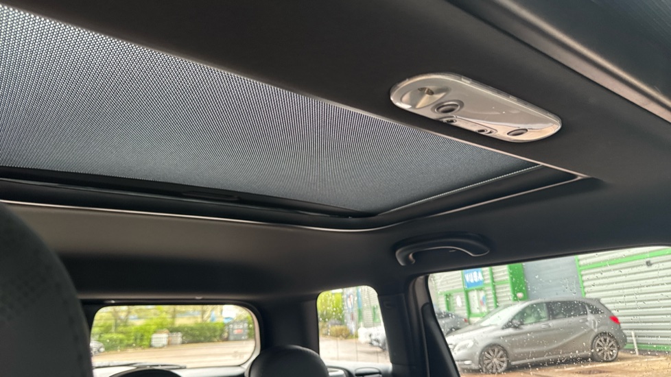MINI Hatchback 2.0 Cooper S Exclusive 5dr Petrol Hatchback - Image 51