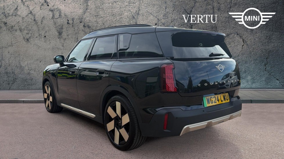 MINI Countryman 230kW SE Sport [Level 3] ALL4 66kWh 5dr Auto Electric Hatchback - Image 2