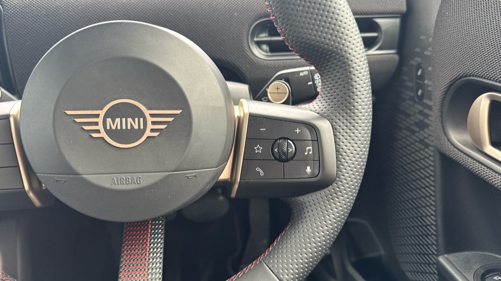 MINI Cooper 2.0 S Sport 5dr Auto Petrol Hatchback - Image 18