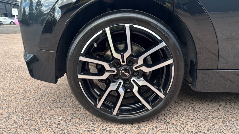 MINI Cooper 2.0 S Sport 5dr Auto Petrol Hatchback - Image 24