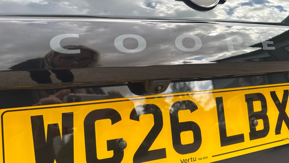 MINI Cooper 2.0 S Sport 5dr Auto Petrol Hatchback - Image 29
