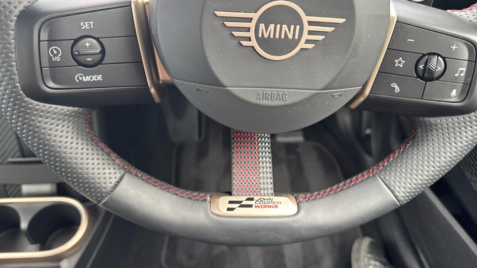 MINI Cooper 2.0 S Sport 5dr Auto Petrol Hatchback - Image 47
