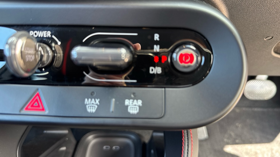 MINI Cooper 190kW John Cooper Works 54kWh 3dr Auto Electric Hatchback - Image 19