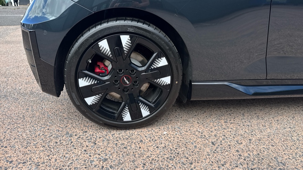 MINI Cooper 190kW John Cooper Works 54kWh 3dr Auto Electric Hatchback - Image 33