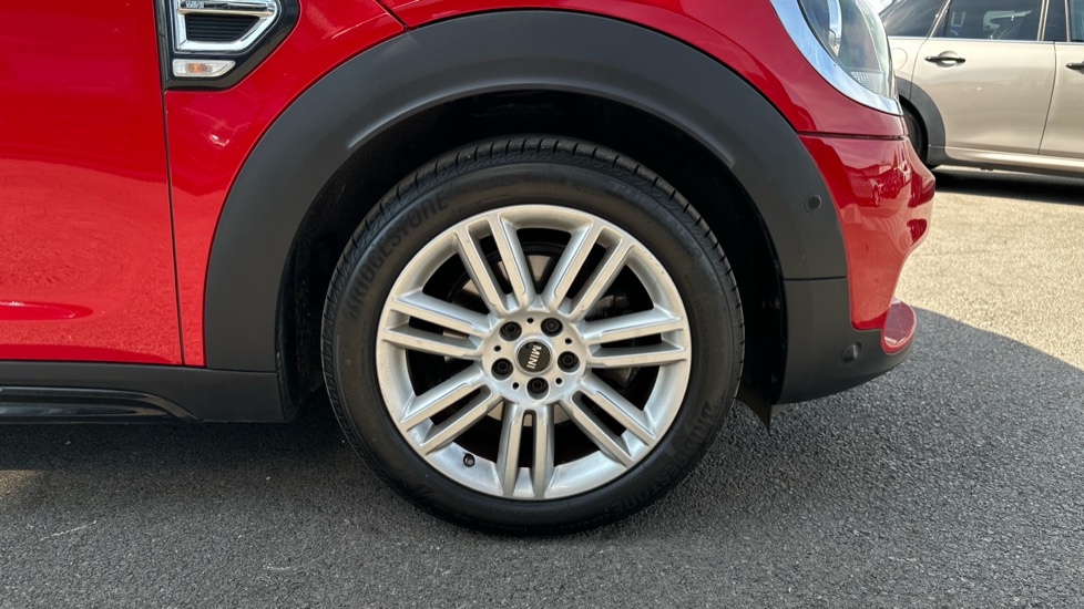MINI Countryman 1.5 Cooper Exclusive 5dr Auto [Comfort Pack] Petrol Hatchback - Image 27