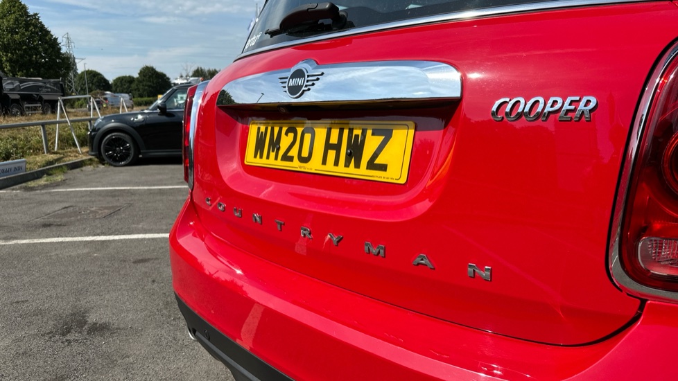 MINI Countryman 1.5 Cooper Exclusive 5dr Auto [Comfort Pack] Petrol Hatchback - Image 33