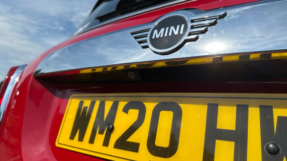 MINI Countryman 1.5 Cooper Exclusive 5dr Auto [Comfort Pack] Petrol Hatchback - Image 34