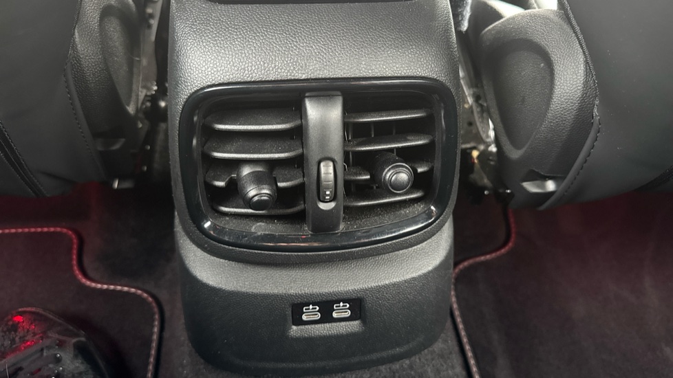 MINI Countryman 1.5 Cooper Exclusive 5dr Auto Petrol Hatchback - Image 32