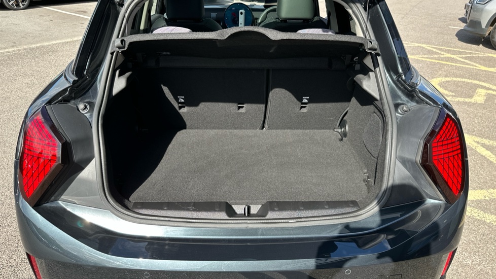 MINI Cooper 2.0 S Classic [Level 2] 5dr Auto Petrol Hatchback - Image 13