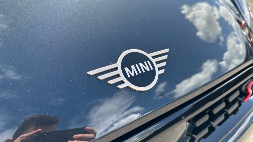 MINI Cooper 2.0 S Classic [Level 2] 5dr Auto Petrol Hatchback - Image 39